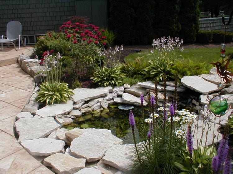 garden pond stones deco