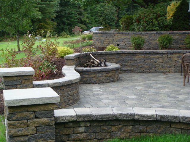 beautiful wall stone garden