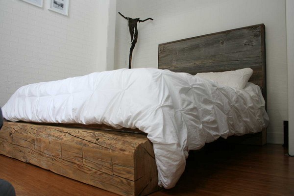 reclaimed wood bed