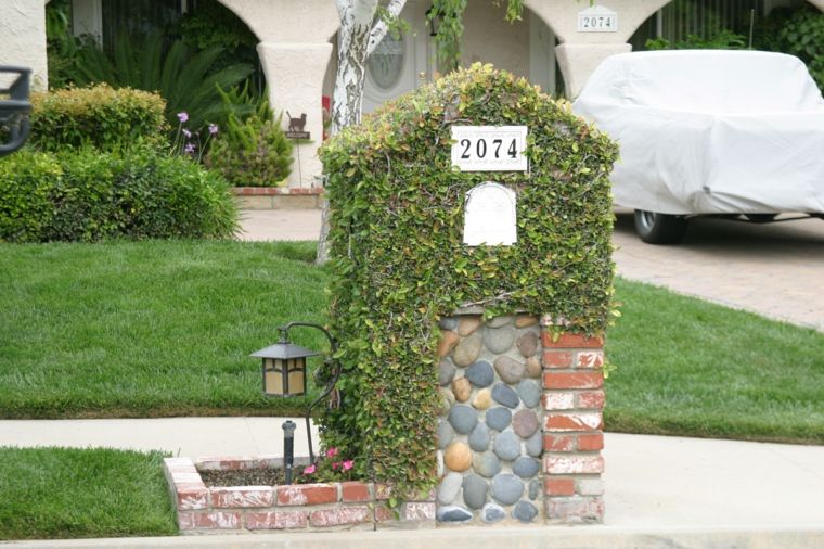 mailbox niche greenery
