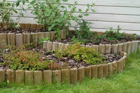 rustic wood garden border