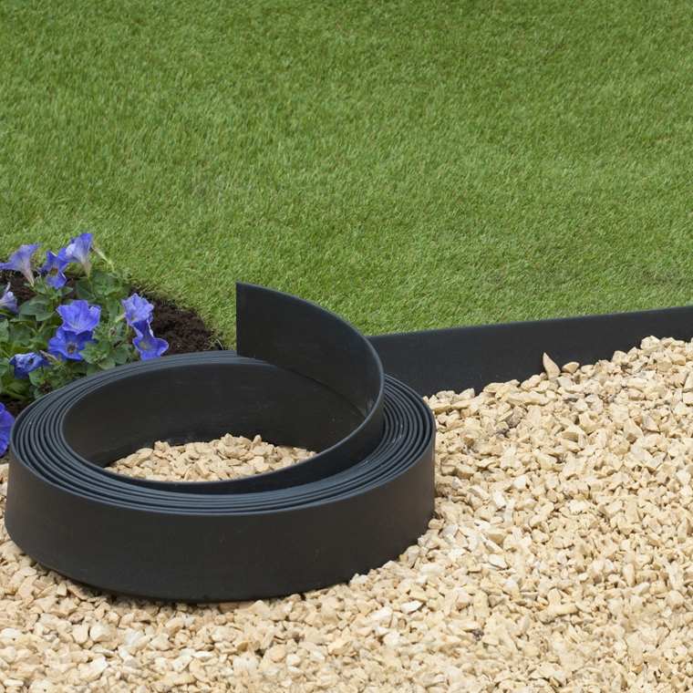 black garden border design stones