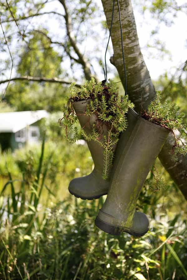 boots-rubber-flower-pots