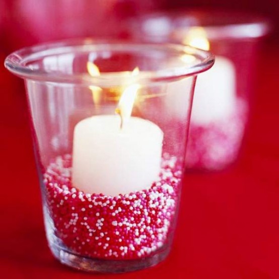 Valentine's day candle with pearls