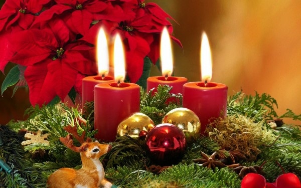 Christmas red candles