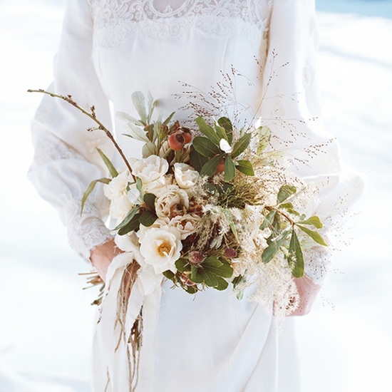 green ivory winter wedding bouquet