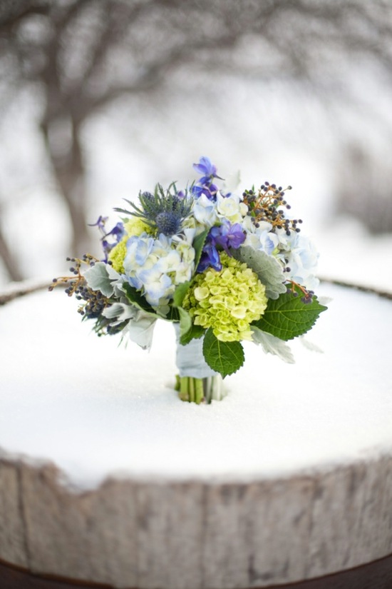 simple original wedding bouquet