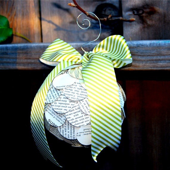 do-it-yourself-christmas-paper-ball-diary-ribbon-strip christmas diy