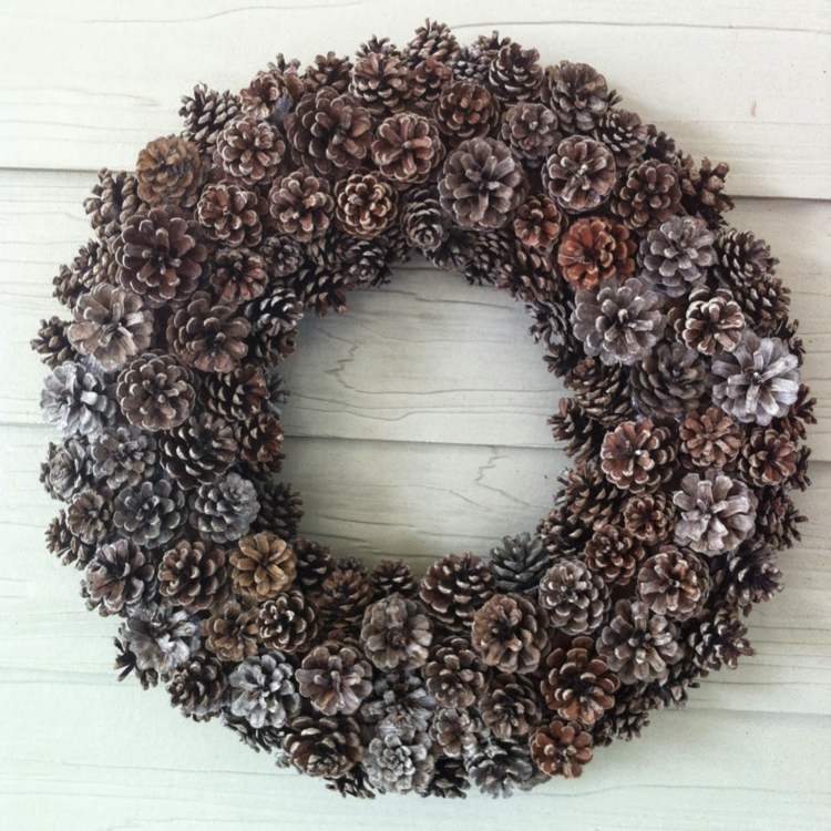 DIY fall crown pine cones