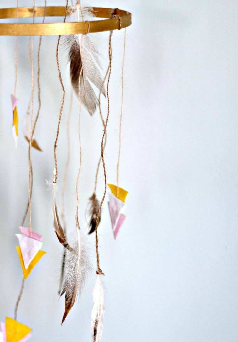 bird feathers DIY fall deco suspension