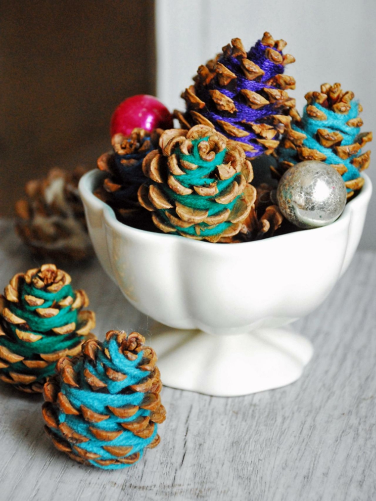 DIY julgran pinecone