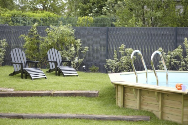 Garden view breeze made of synthetic material by Dirickx Group