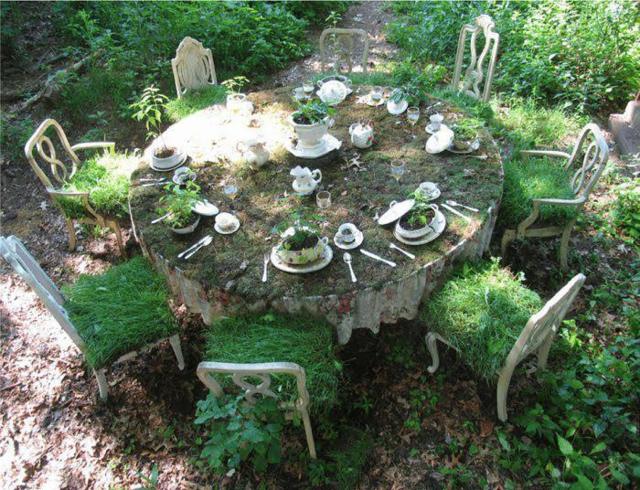 The plants have invaded this large round table nature