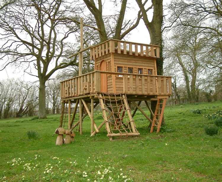 wooden hut child castle