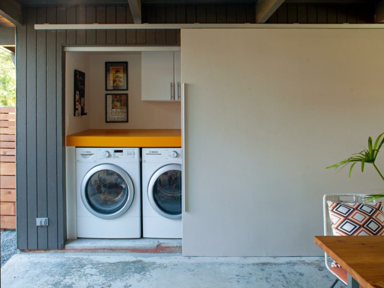 cache vaskemaskin tørketrommel bilder moderne vaskerier hvit skyvedør