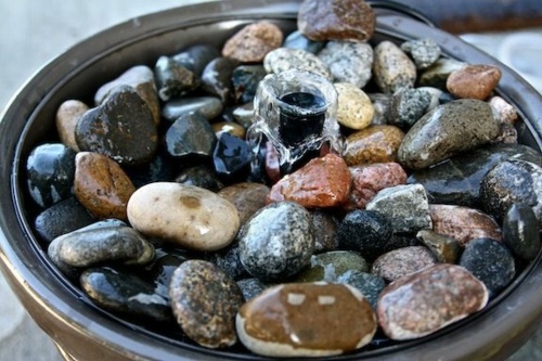 pebble water stone pot flowers cache ceramic basin jet