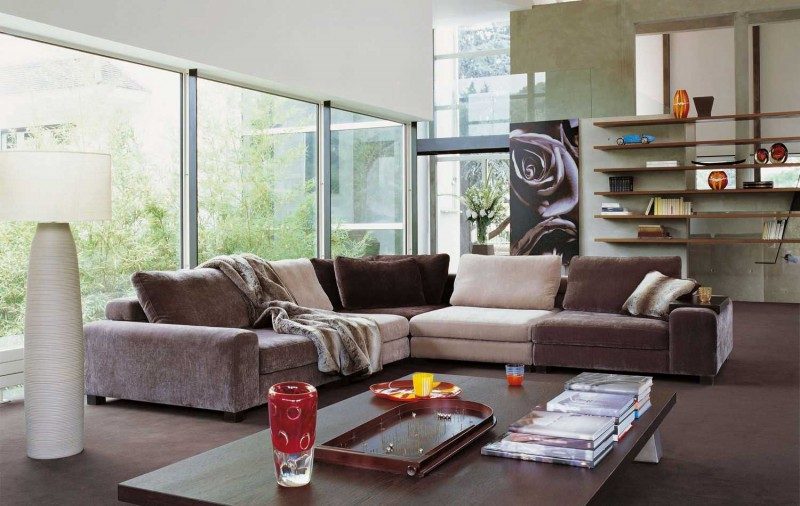 moderne stue sofa design rock bobois bord roser tre salongbord