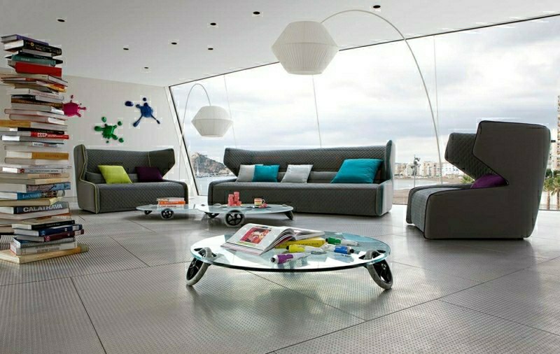 stue interiør design sofa mørk grå design rock bobois paris bord caster bord flyttbar salong