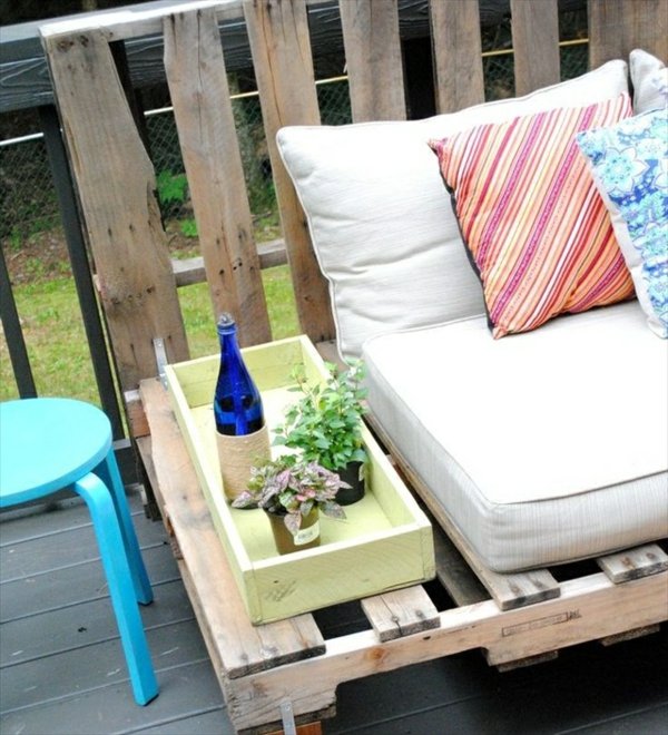 recycling pallet furniture design wooden tray green cushion stool design blue