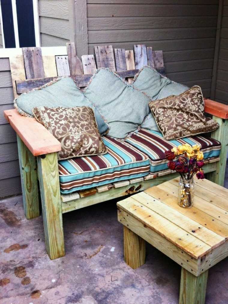 wooden pallets idea recycling coffee table sofa cushions