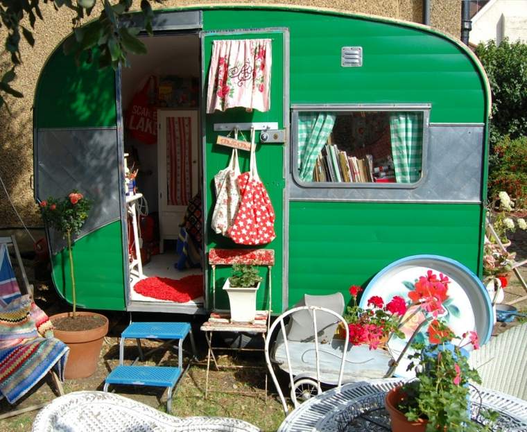 caravan green idea deco flowers chair indoor