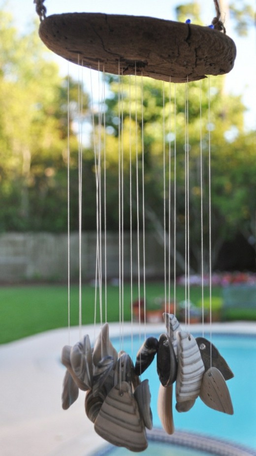 wind chime pebbles shells