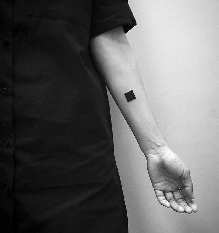 square-black tattoo-forearm-breakfast tatougae