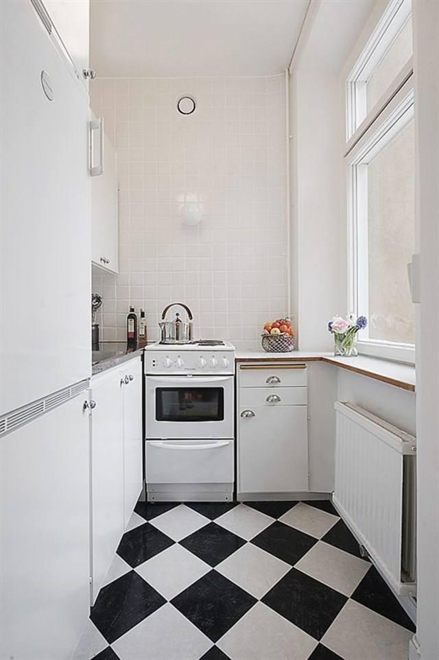 kitchen-tile-nir-white-small-kitchen-white tile kitchen