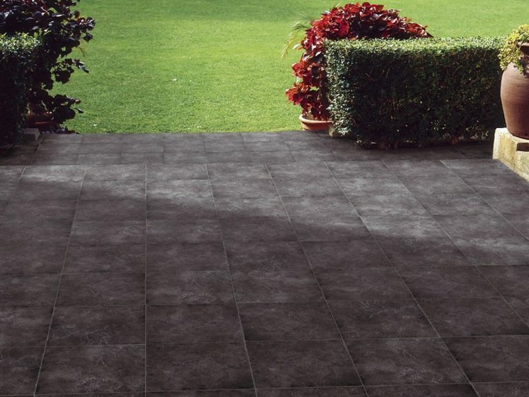 svarte etasjer'extérieur carreaux de jardin