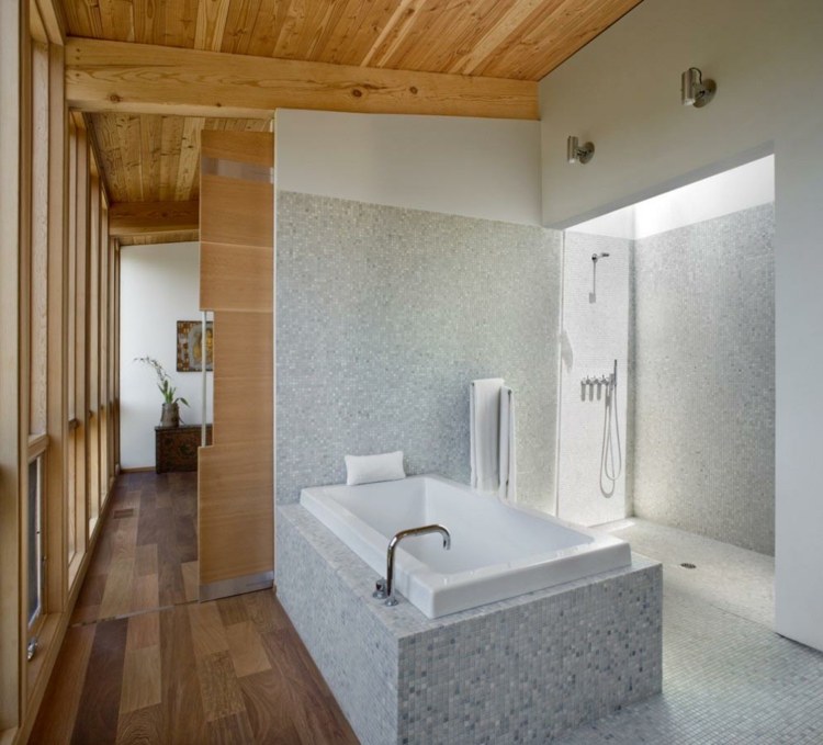 imitation white wood bathroom tile