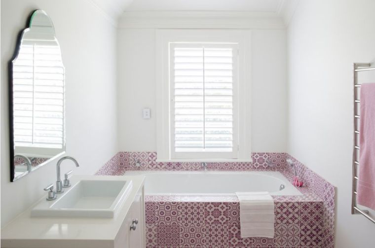 tile-bath-tub-renovation-paint