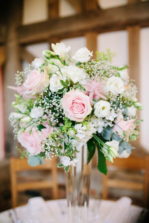 centerpiece flowers sweet soft decoration