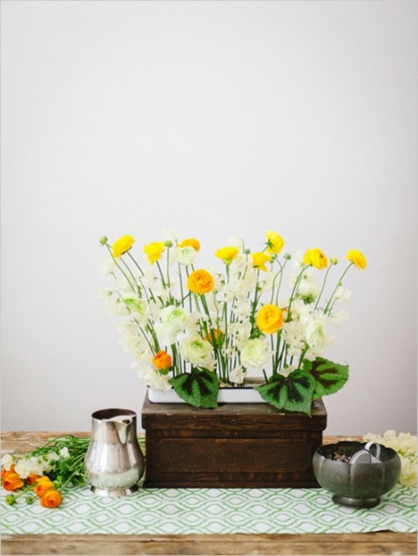 enkle blomster bryllup midtpunktet