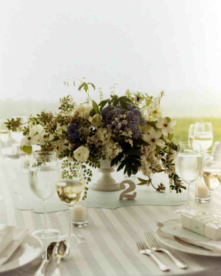 romantic wedding centerpiece