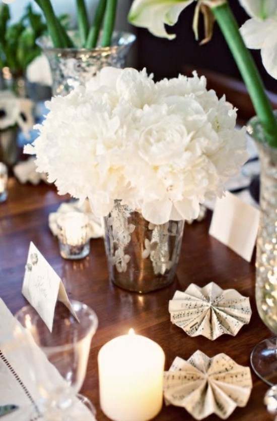 center table white flowers