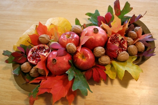 center table fruit flowers