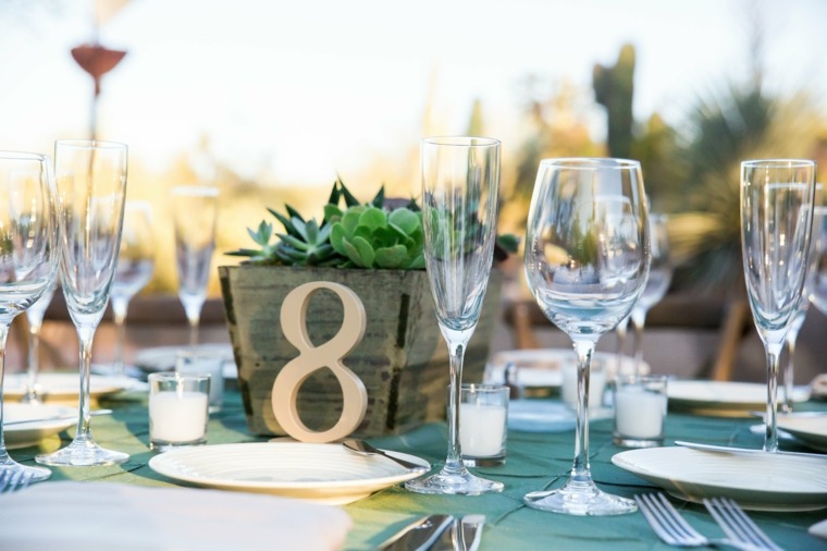 idea of ​​deco wedding table green plants