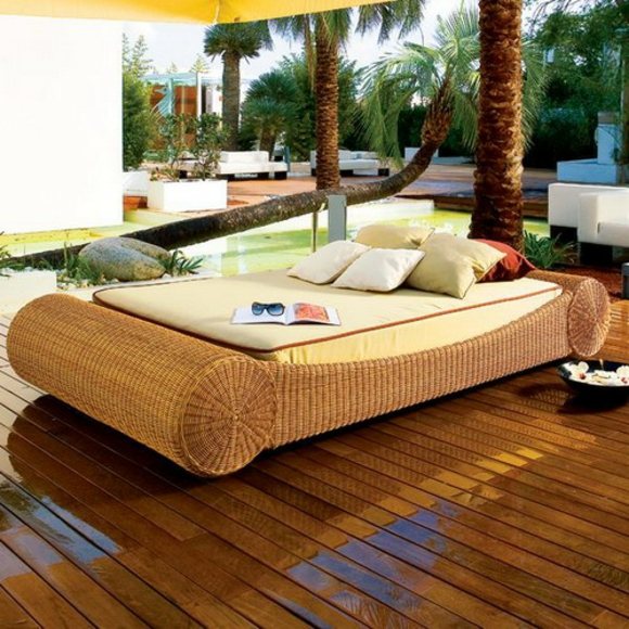 bamboo garden lounge chair