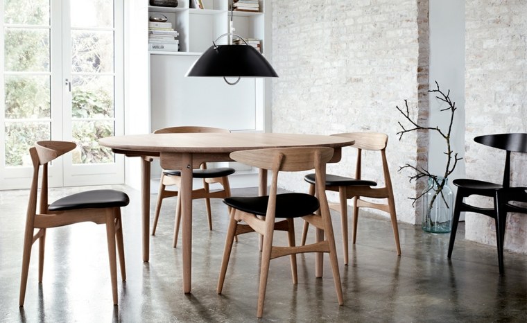 Skandinavisk stol svart färgbord kontorsmöbel design