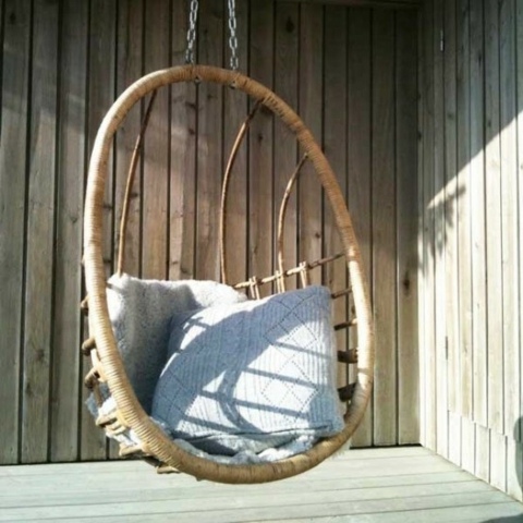 design wooden hanging chair