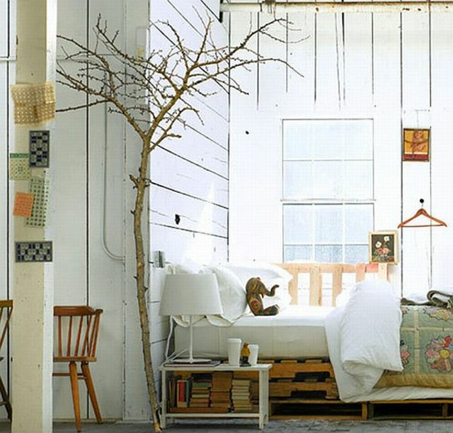 room to bedroom rustic-pallets