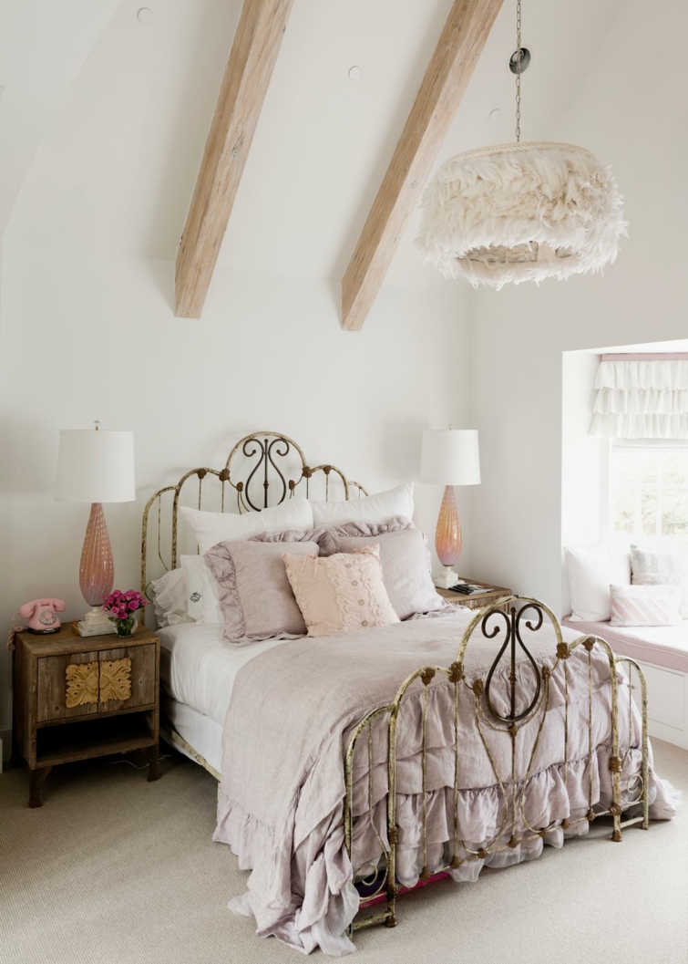 shabby chic vintage bedroom