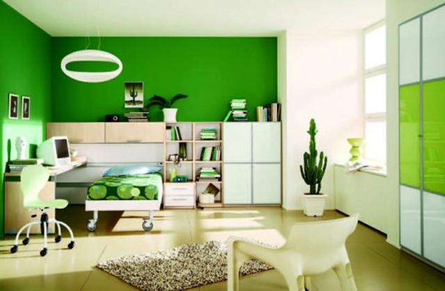 Teen room green deco