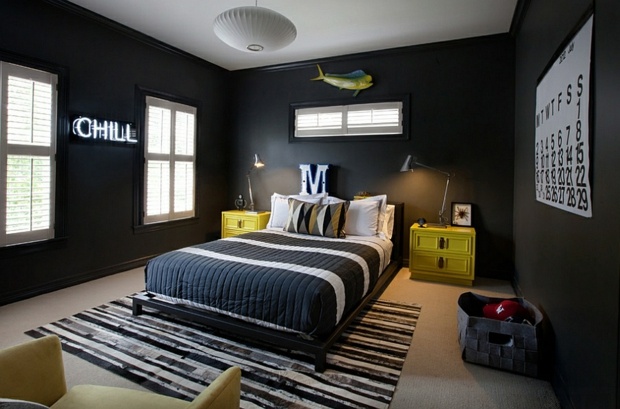 teen room all in black yellow accents