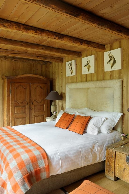bedroom deco wood