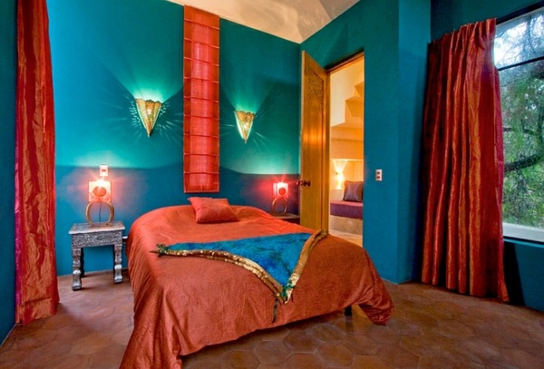 blue red deco room