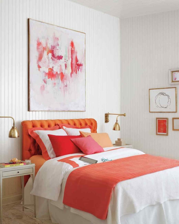 children's room deco red orange