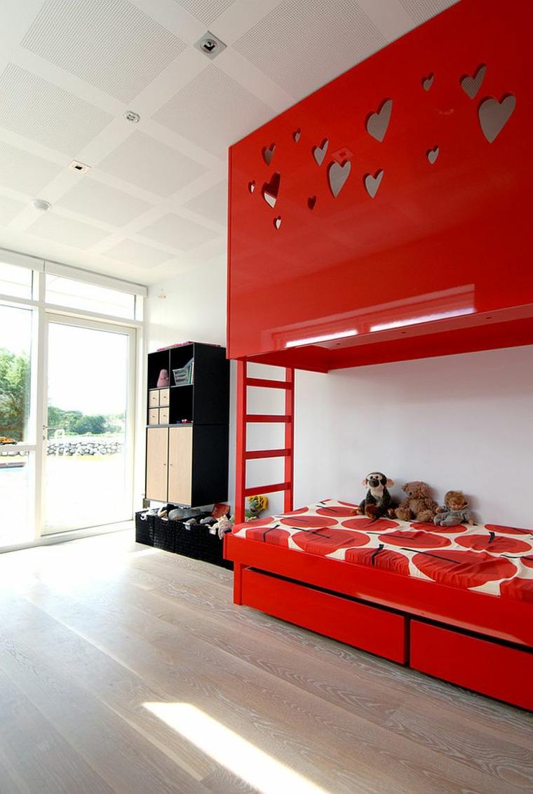 red child room idea