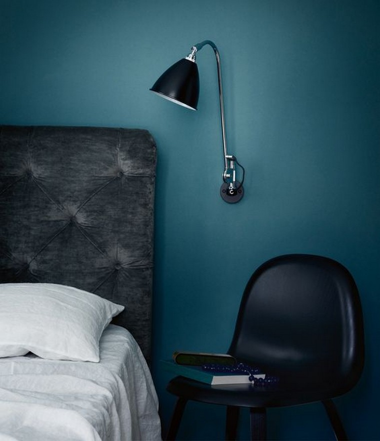 deco bedroom idea headboard upholstered bedroom wall blue armchair