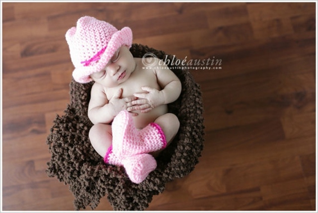 hat knitted baby boots